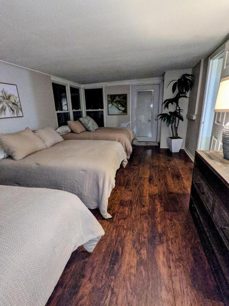 Private Poolside 5Br Villa Клиъруотър Екстериор снимка